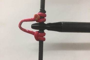 You can see how the release and the centre of the arrow line up properly.