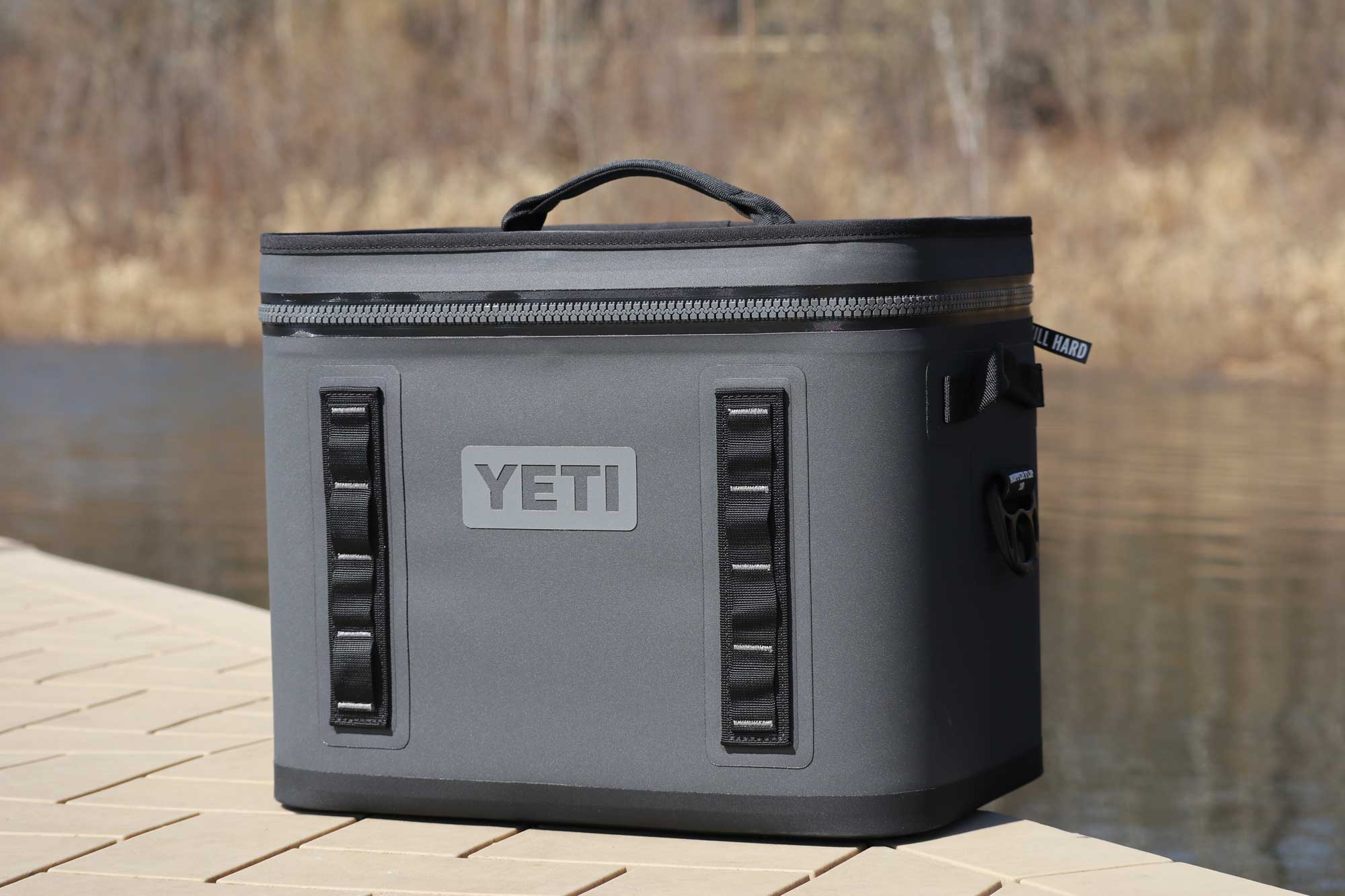 Yeti Hopper Flip 18