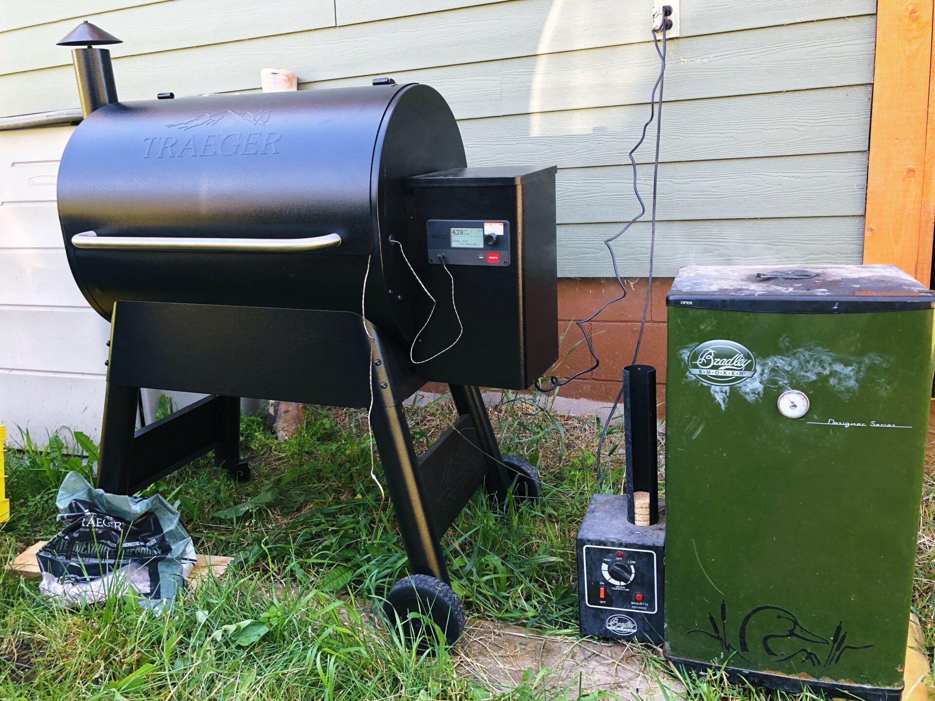 Smoker Showdown. Credit: Raeanne O’Meara.